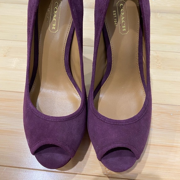 Never worn Purple Coach suede peep-toe heels - Picture 3 of 4